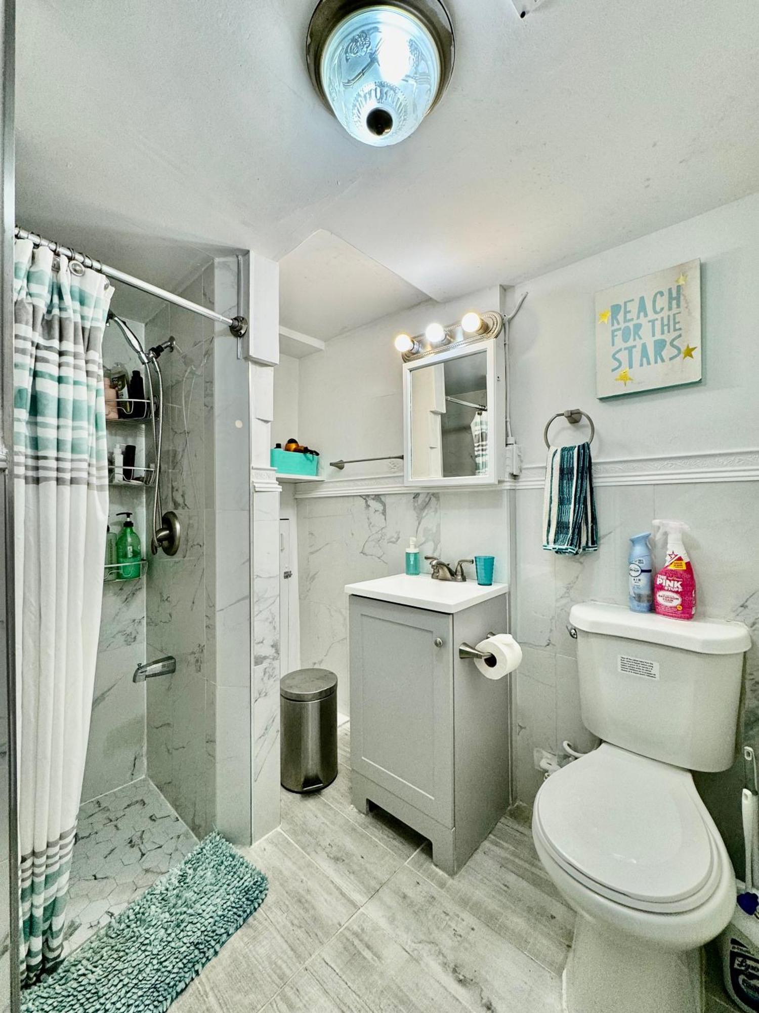 Tiny Private Room On The 1St Floor With Shared Bathroom Near Seatac Airport And Downtown Seattle Exteriér fotografie