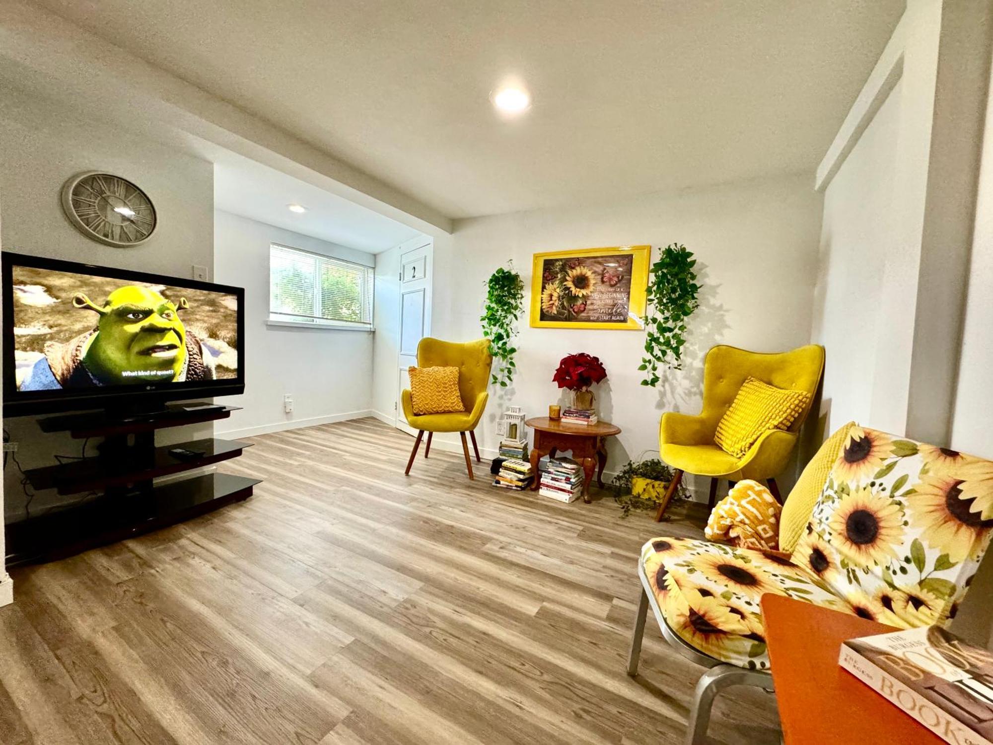 Tiny Private Room On The 1St Floor With Shared Bathroom Near Seatac Airport And Downtown Seattle Exteriér fotografie