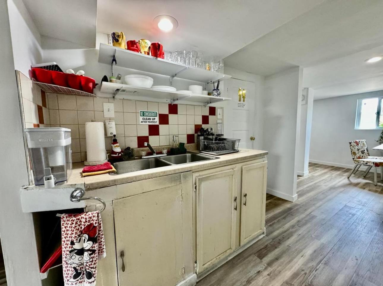 Tiny Private Room On The 1St Floor With Shared Bathroom Near Seatac Airport And Downtown Seattle Exteriér fotografie