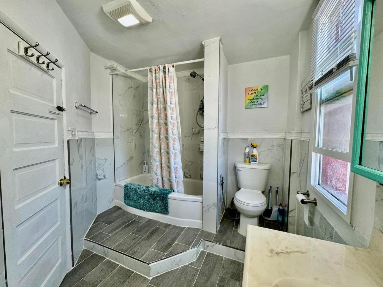Tiny Private Room On The 1St Floor With Shared Bathroom Near Seatac Airport And Downtown Seattle Exteriér fotografie